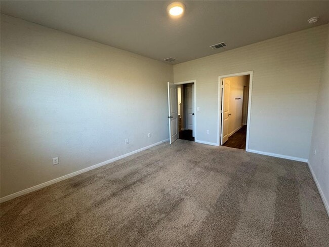 Building Photo - 14013 Levy Ln