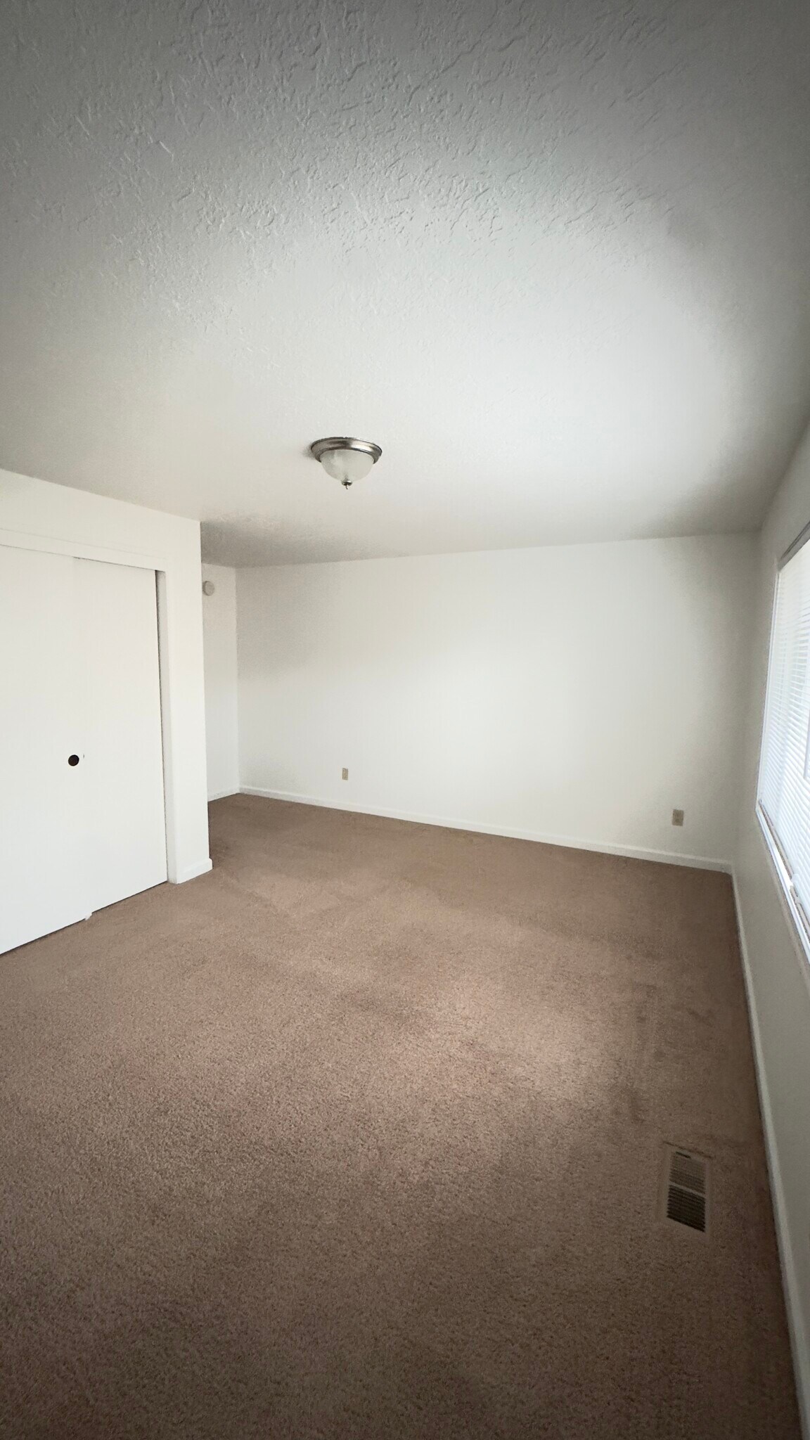 Master Bedroom - 5334 SE Pueblo St