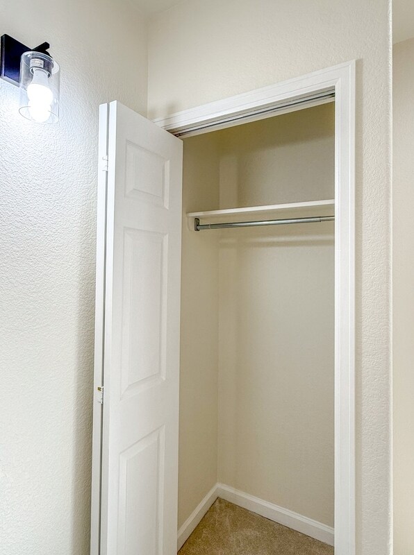 Building Photo - 5731 E 127th Pl