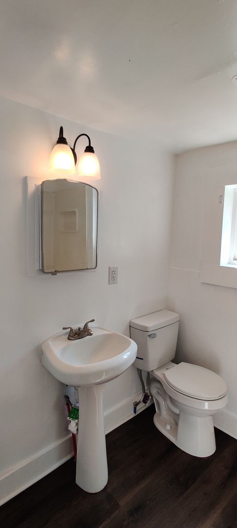 Building Photo - 3 bedroom home in Petersburg