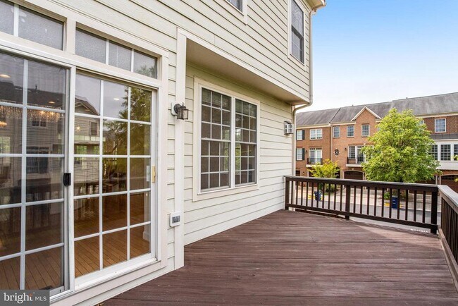 Building Photo - 141 Herndon Mill Cir