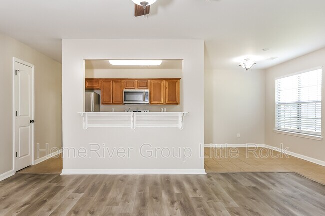 Building Photo - 13996 Pine Glen Cove