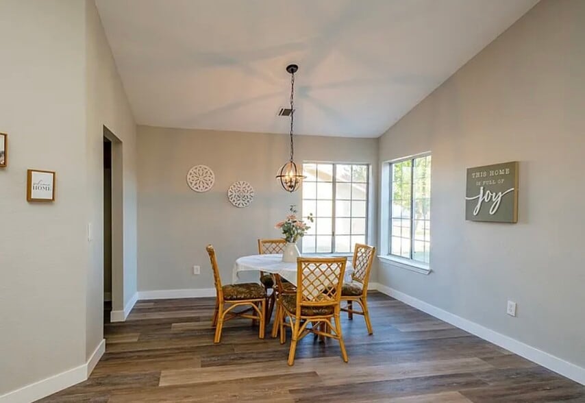Building Photo - 17612 El Cajon Dr