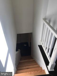 Building Photo - 1600 Rowan St