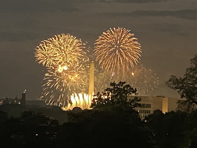 A short trip to Capitol Hill, bike to see the fireworks, or to work in the area. - 526 24th St NE