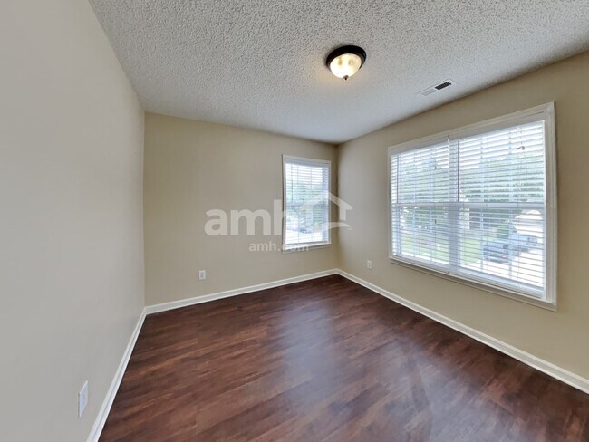 Building Photo - 6333 Goldenblush Cir