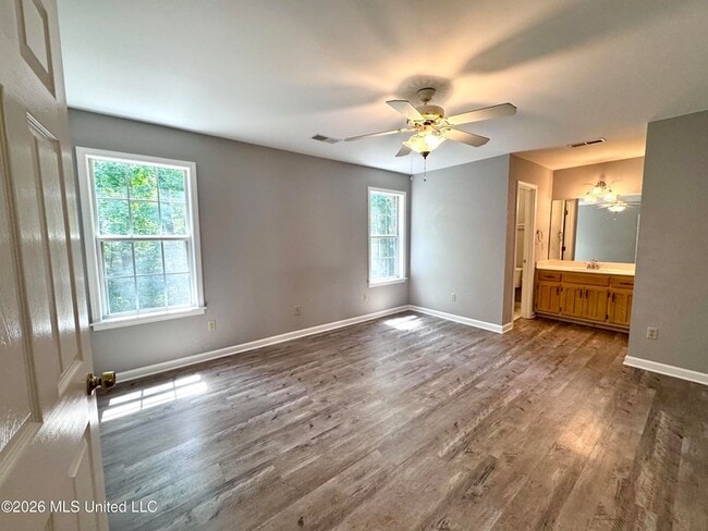Building Photo - 6895 S Hamilton Cir