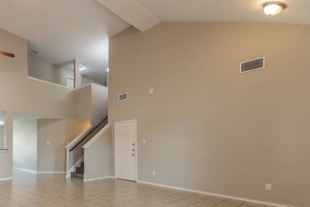 Building Photo - 1405 Granite Path