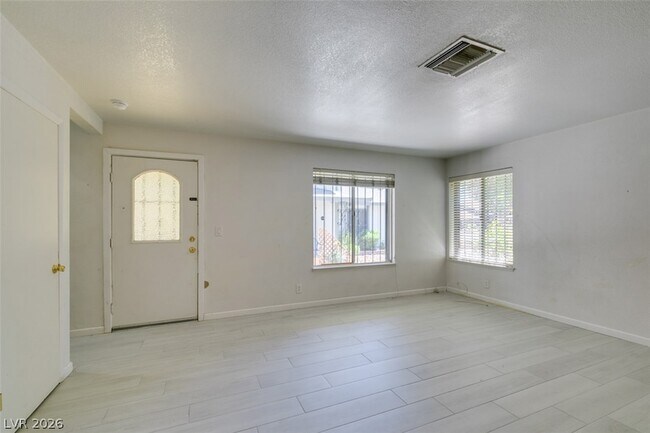 Building Photo - 1486 Elizabeth Ave