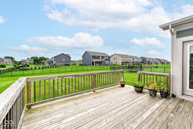 Building Photo - 9904 Delmore Dr