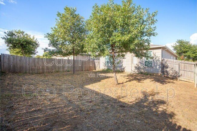 Building Photo - 3811 Quiet Pine