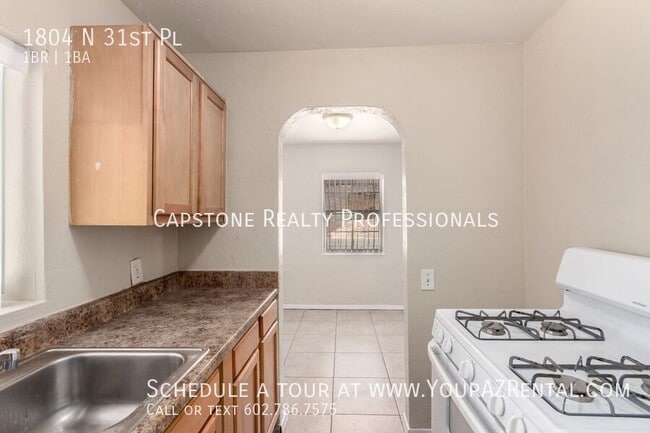 Building Photo - 1804 N 31st Pl