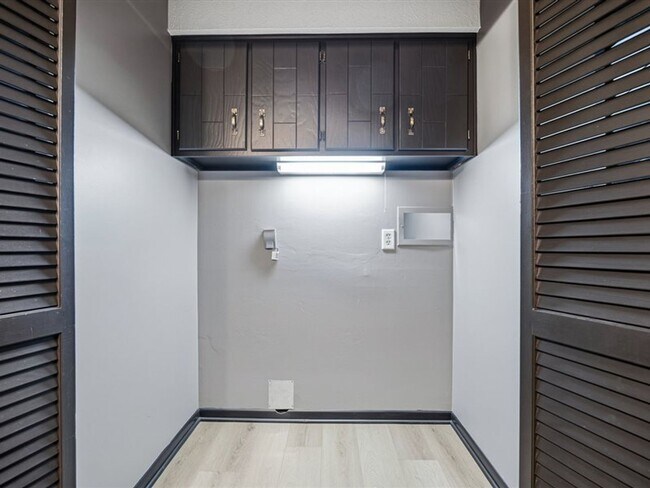 Building Photo - 15665 Fountain Hills Dr