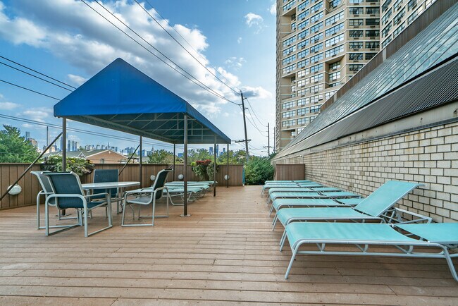 Building Photo - 7004 JFK Blvd E