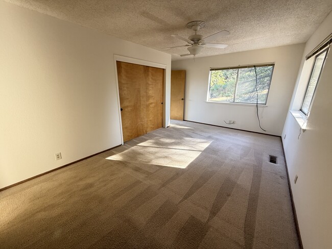 Building Photo - 10201 Ponderosa Way