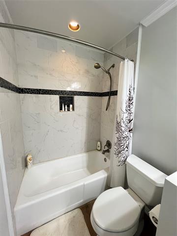 Building Photo - 2217 Argyle Cir