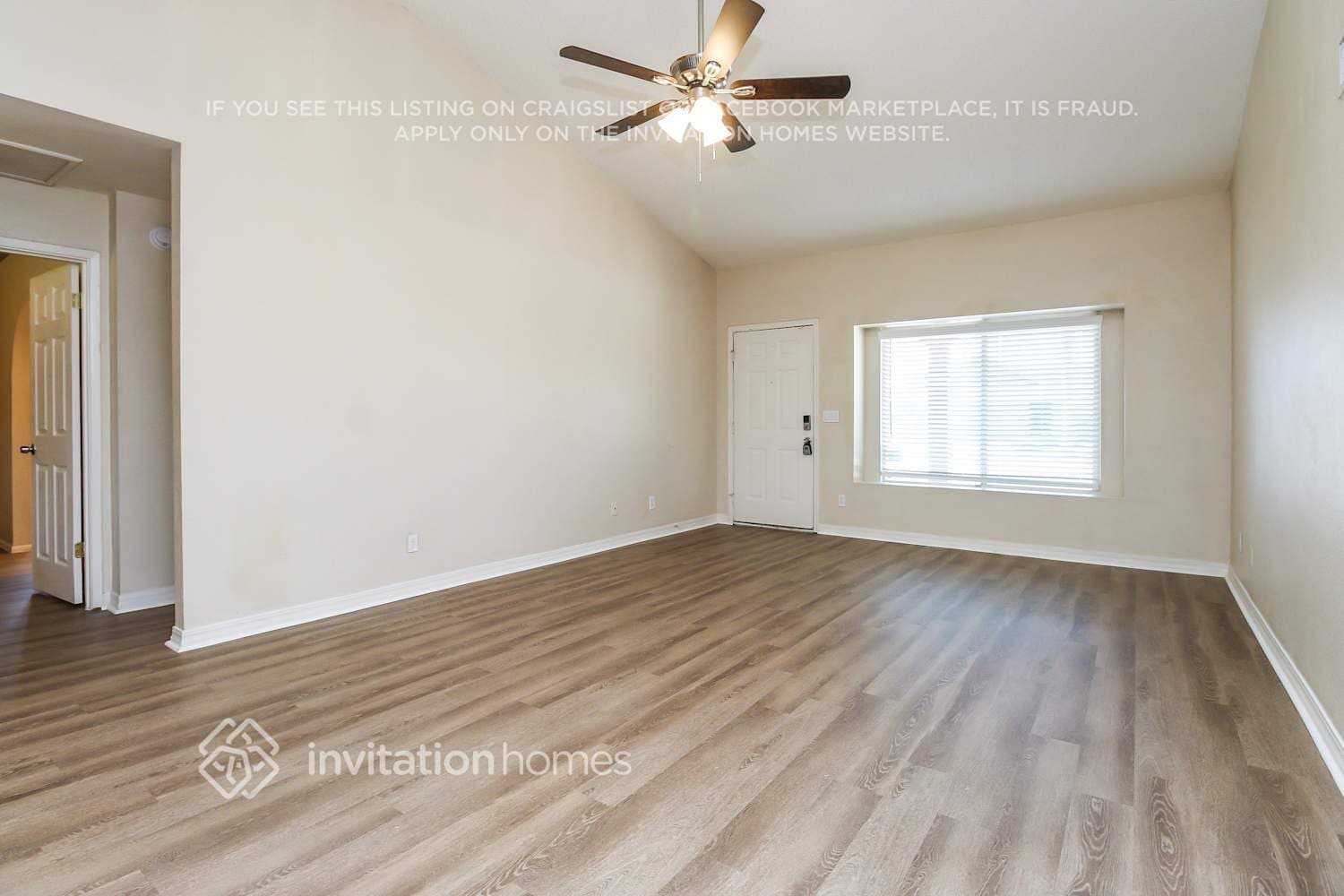 Building Photo - 2551 E Diamond Cir