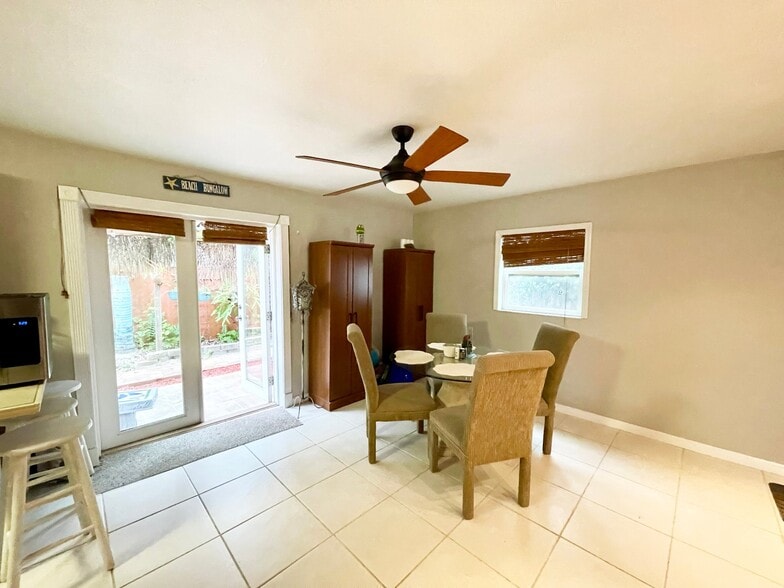 Building Photo - 1282 Jimmy Buffett Mem Hwy