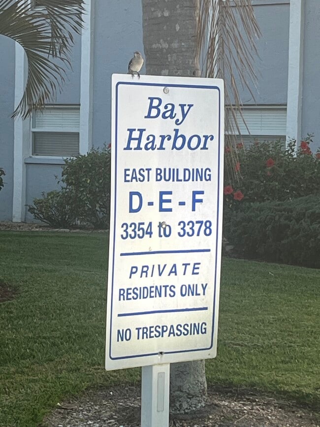 Building Photo - 3368 N Key Dr