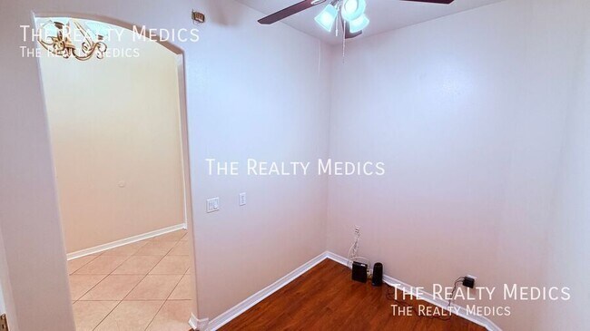 Building Photo - 795 Alcazar Ave