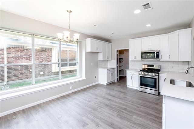 Building Photo - 13598 Valley Mills Dr