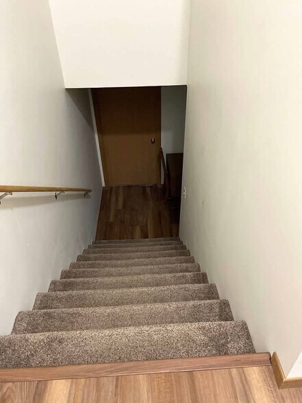 Building Photo - 808 Windom St