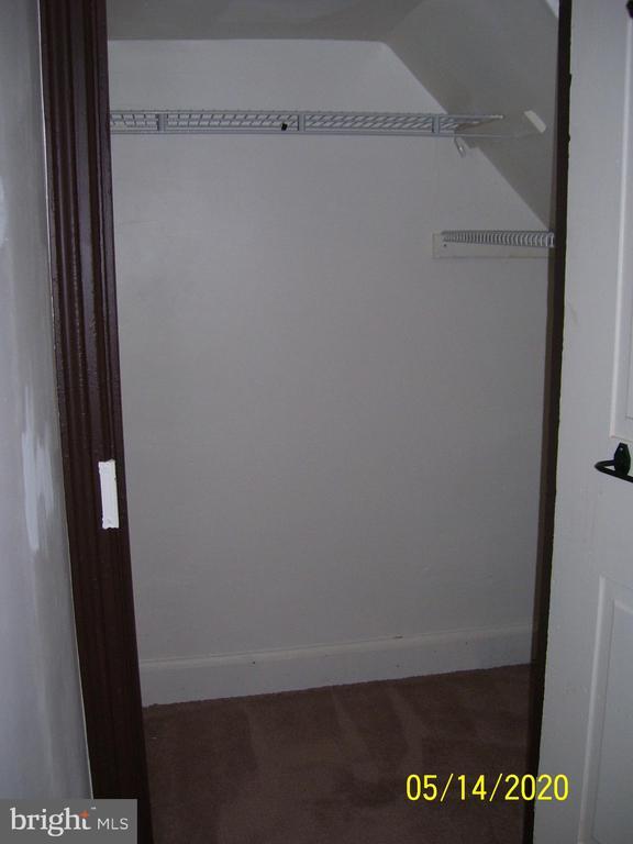 Building Photo - 221 Ann St