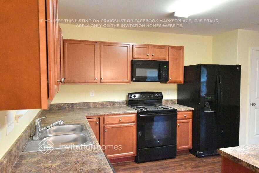 Building Photo - 5056 Broad Leaf Ct