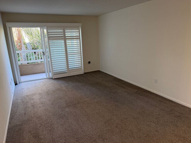 Building Photo - Updated 1BR Condo in the Heart of Normal Heights