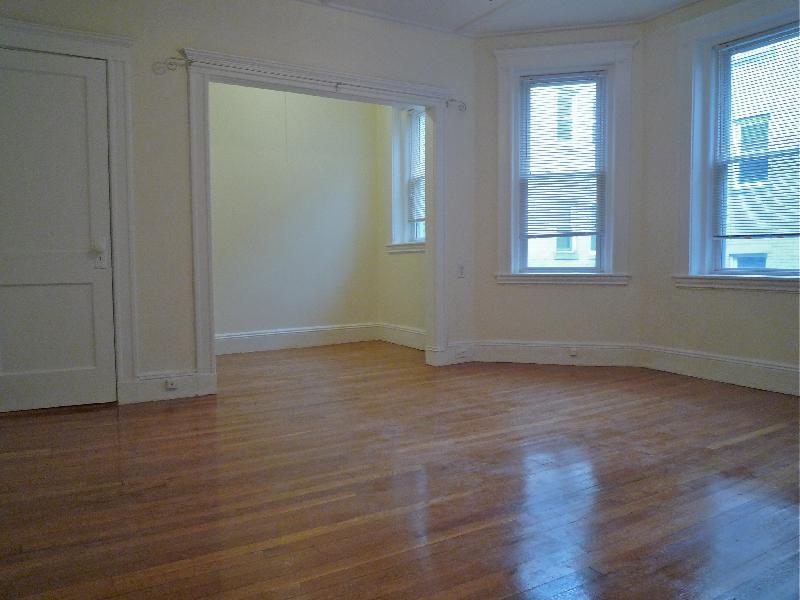 Building Photo - 111 Park Dr