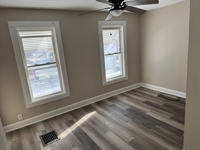 Building Photo - 1879-1881 S 4th St