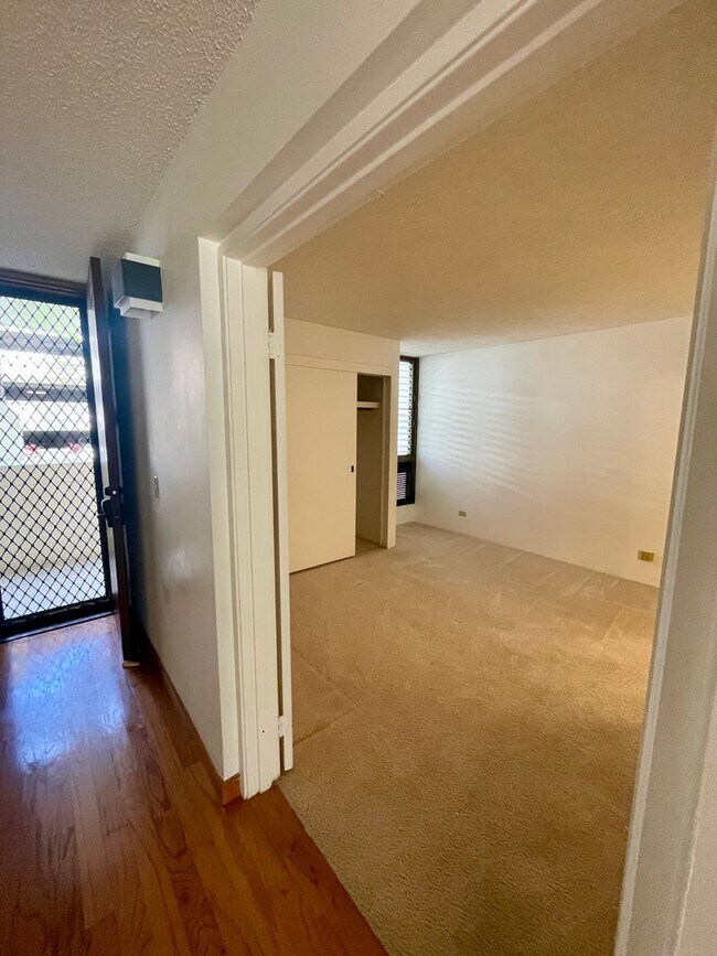 Building Photo - Cool, 2nd Floor Gardenview, Mauna Luan Unit