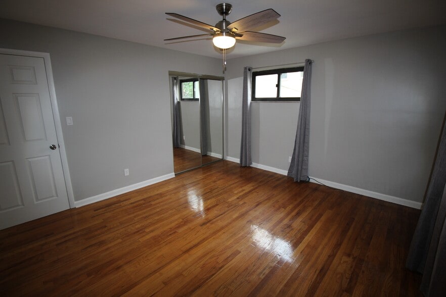 Building Photo - 5660 Vogel Rd
