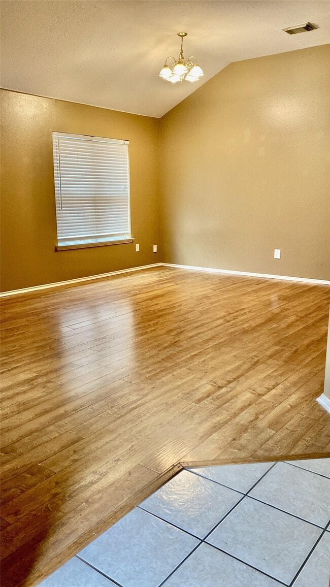 Building Photo - 18034 Platinum Springs Dr
