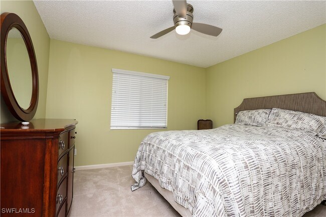 Building Photo - 5908 Cranbrook Way