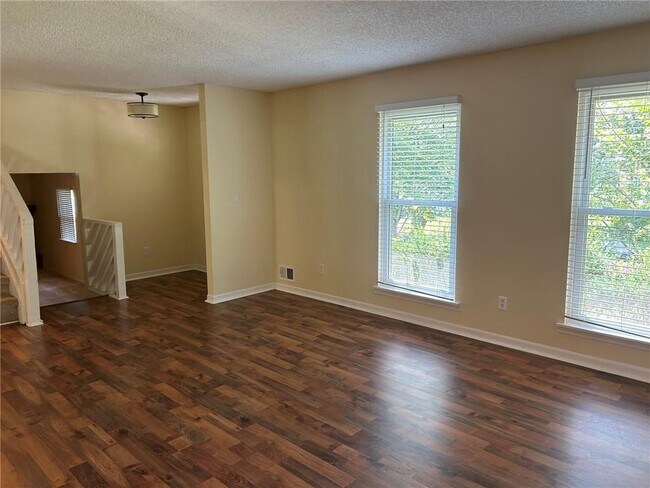 Building Photo - 9775 Loblolly Ln