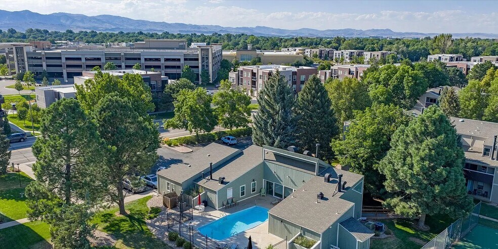 Building Photo - 3431 Stover St