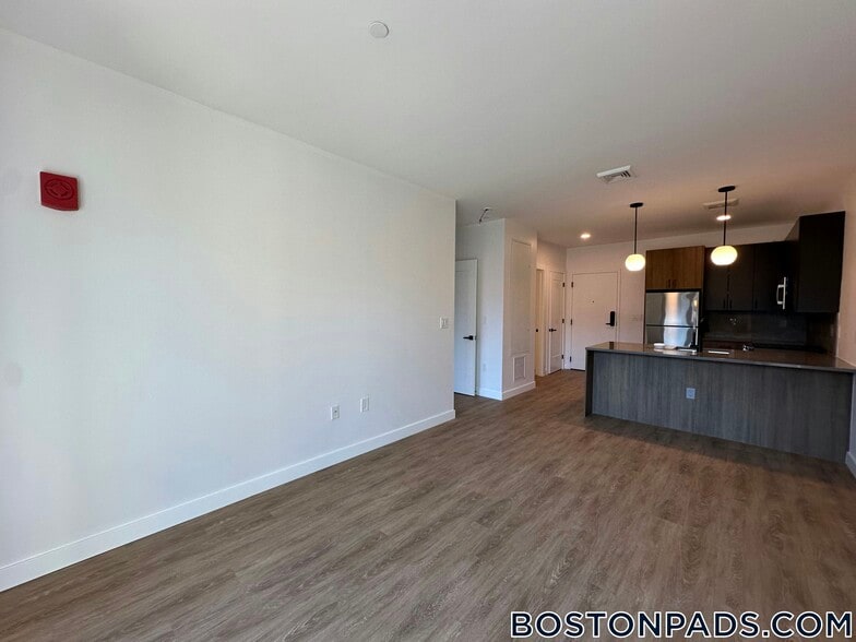 Building Photo - 199 Gardner St