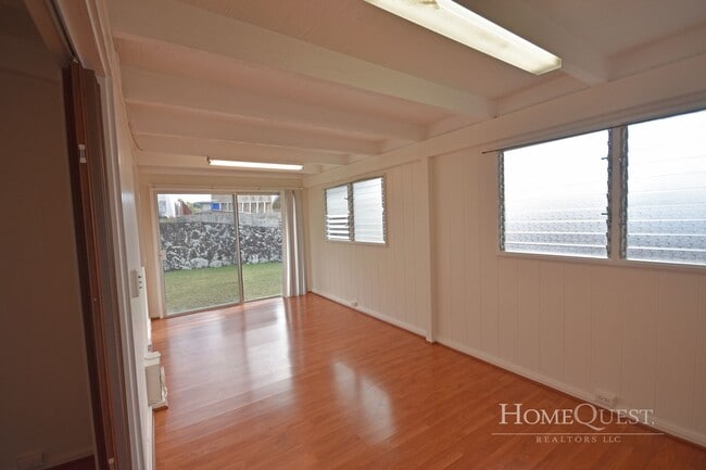 Building Photo - 3/2 in Kokohead Terrace, Hawaii Kai - $3500