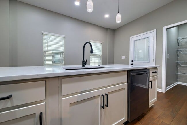 Building Photo - North Campus OSU Renovated Single Family H...
