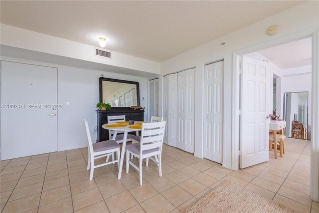 Building Photo - 816 NW 11th St