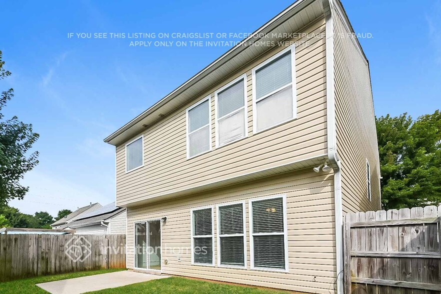 Building Photo - 739 Mountain Laurel Dr