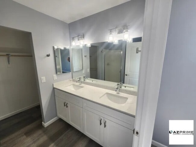 Building Photo - E Jackson