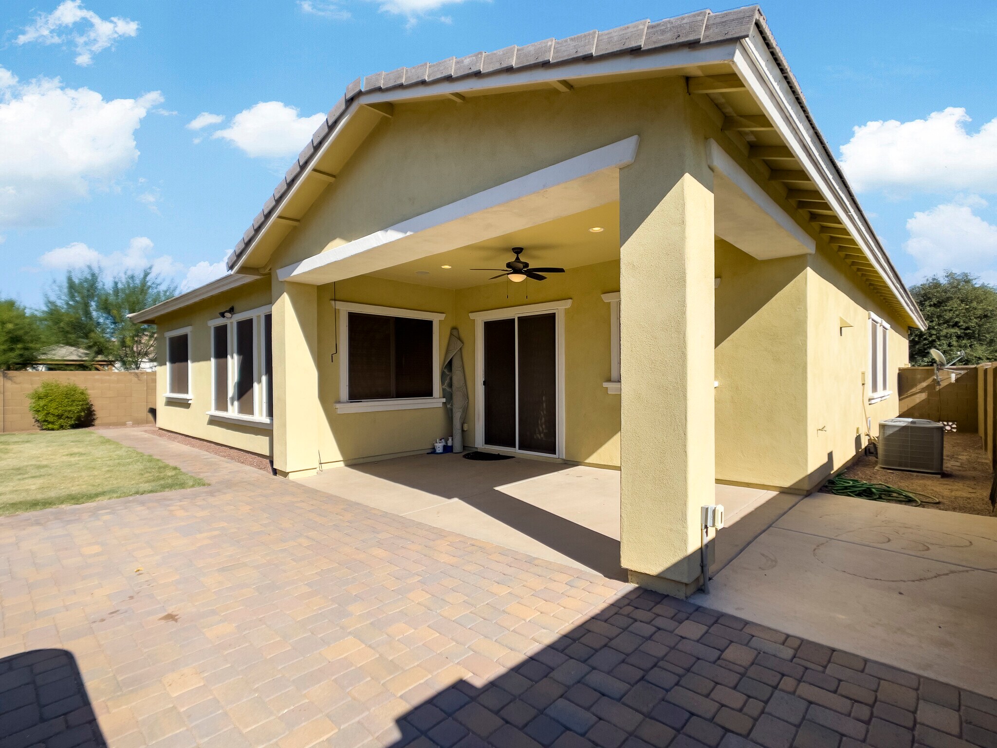 Building Photo - 5132 S Centric Way
