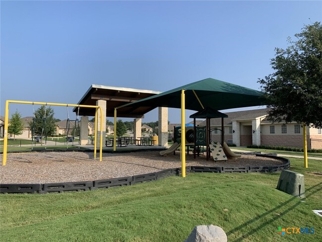 Building Photo - 5829 Worthing Dr