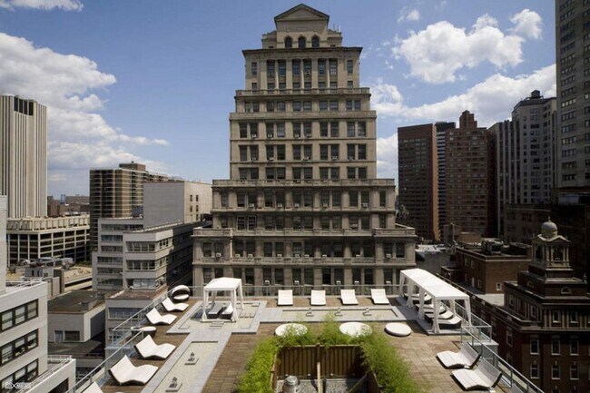 Building Photo - 111 Fulton St