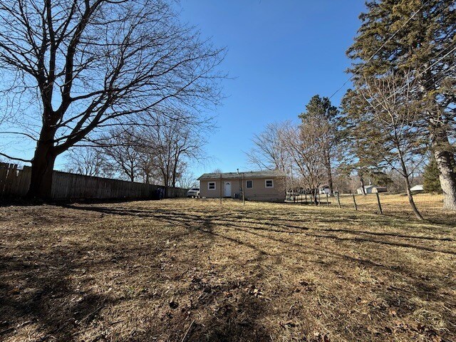 Building Photo - 36855 N Elizabeth Ct