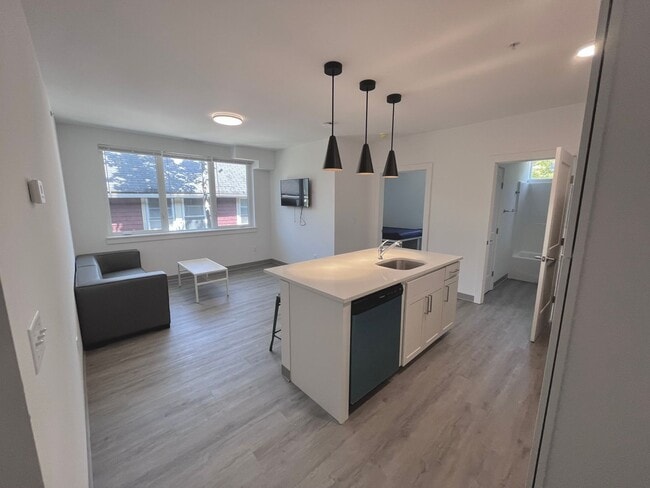 Interior Photo - The Gem