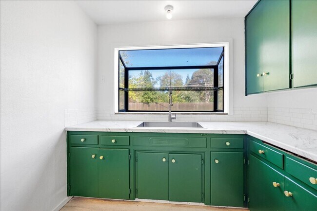 Building Photo - 3333 Alta Arden Expy