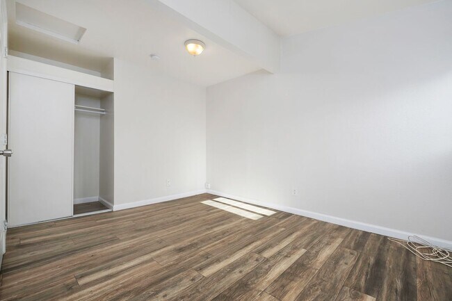 Building Photo - 3087 Inez St
